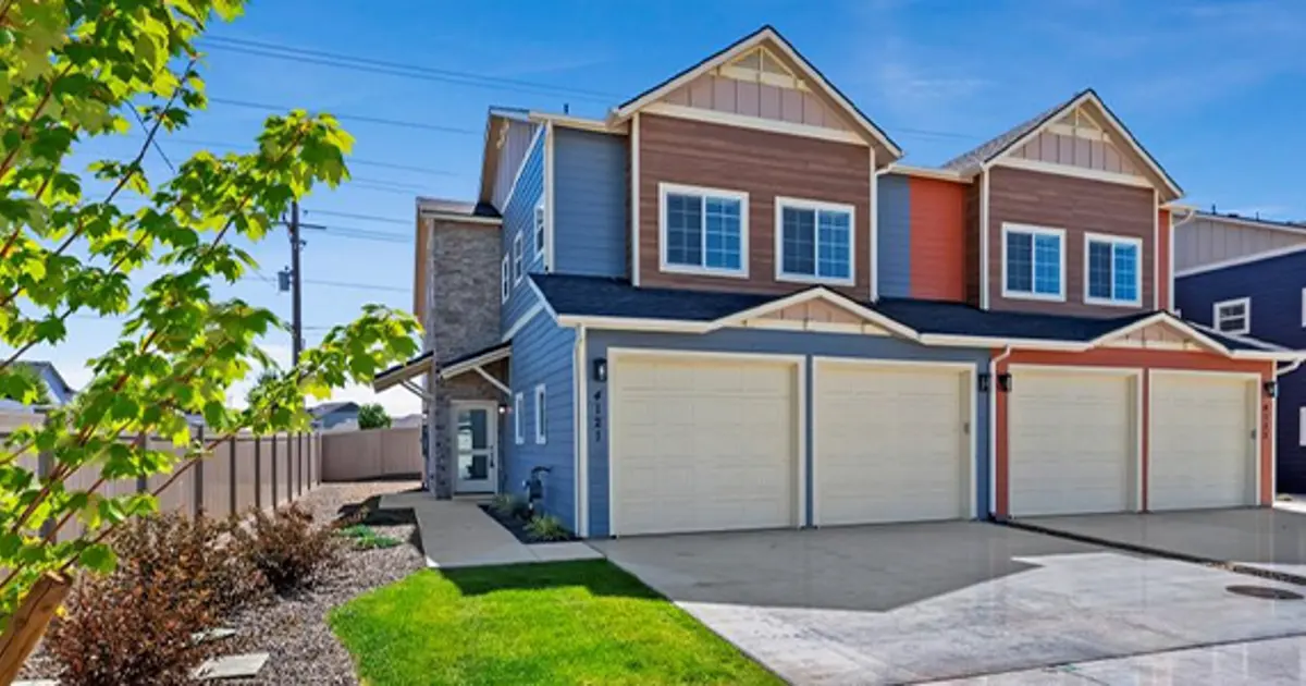 Home Ascent Townhomes